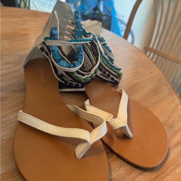 BAMBOO Shoes - New sandal w beads strappy 8.5